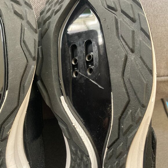 Tiem Slipstream Indoor Cycling Shoes - Black and white, no cleats - Picture 3 of 5